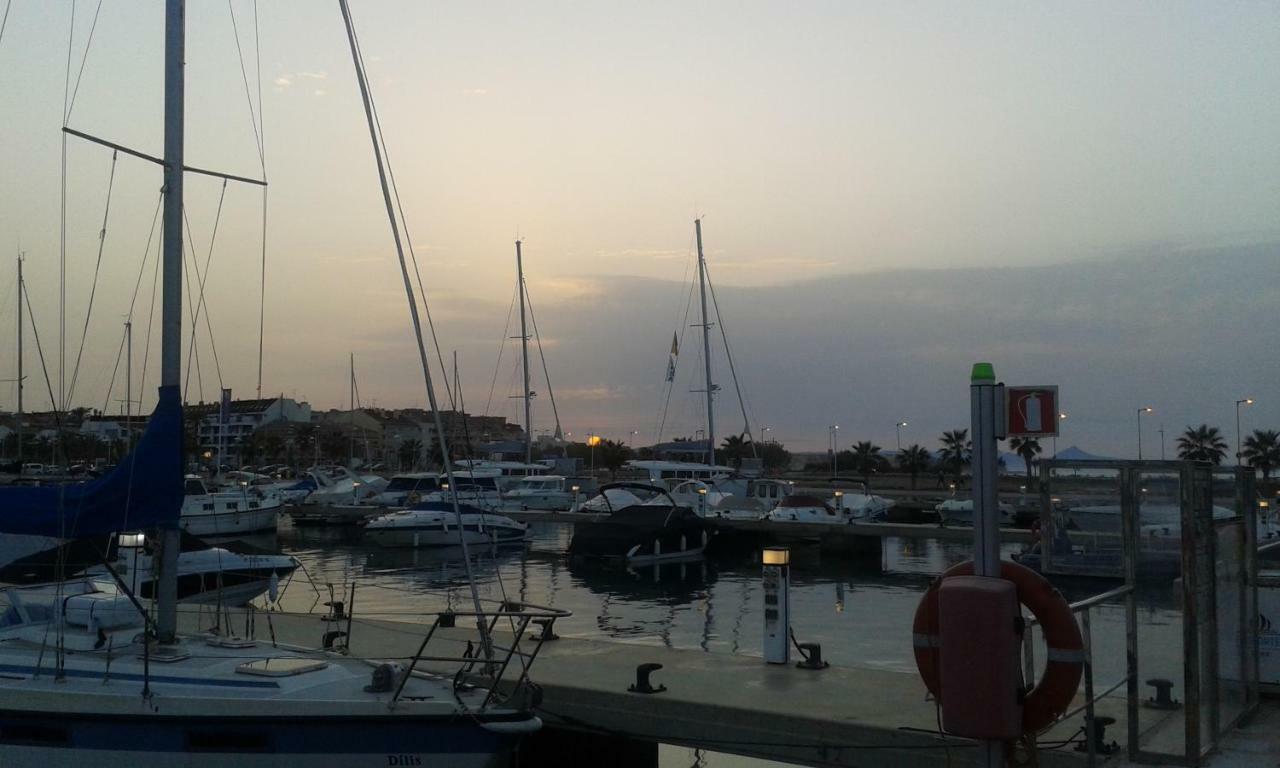 Mare Nostrum II Denia. Eksteriør bilde